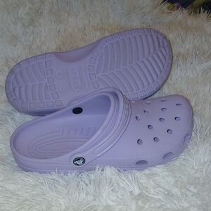 CROCS Womens Classic Clog in Lavender